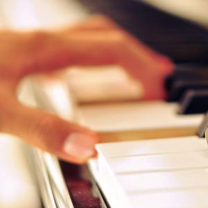 美女主播野外交配
